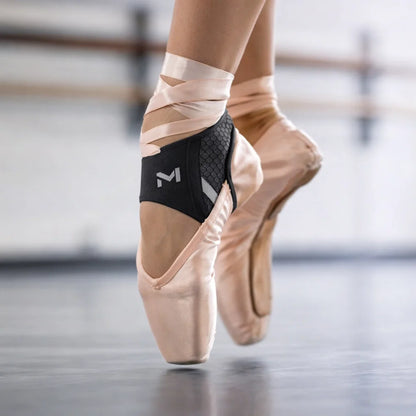 Elastic Aura™ Ankle Support